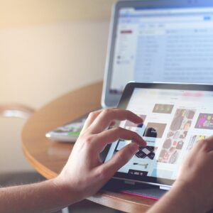 How Modern Technology Is Influencing Hindu Practices in 2025