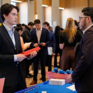 Strengthening Your Resume with a Correspondence Course A Strategic Advantage in Today’s Job Market